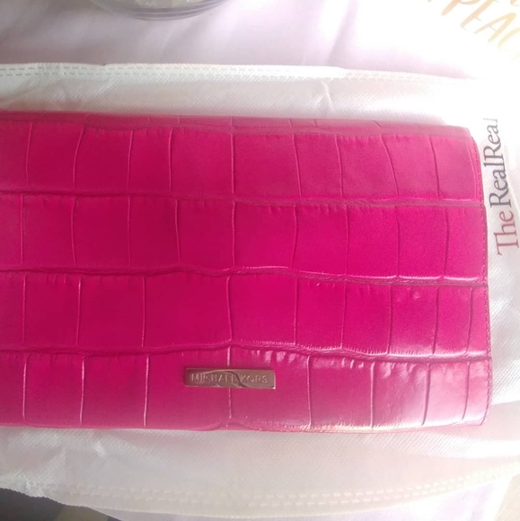 Michael Kors Clutch, Pink - Picture 2 of 4